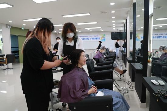 살롱데이 이미지