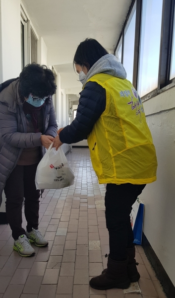 우거지 품은 순대국 이미지